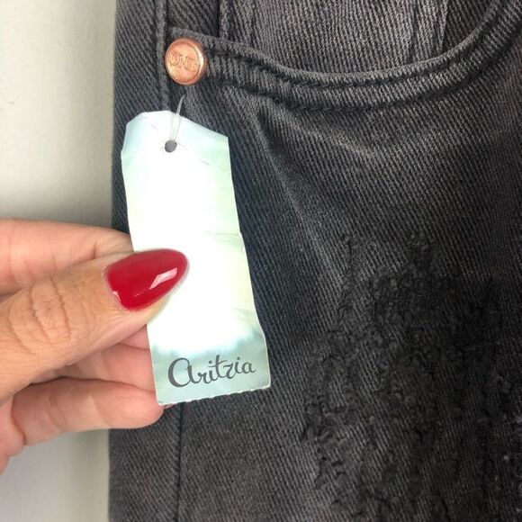 ONE TEASPOON | Freebird Basalt Black Denim Jeans - Picture 5 of 12